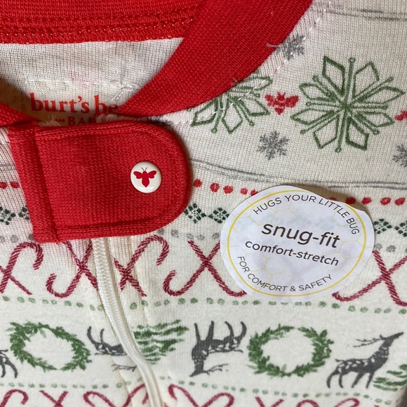 Burt’s Bees Christmas Baby Sleeper Size 12 Months NEW - Picture 2 of 8